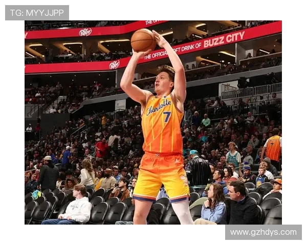 克尼佩尔和利拉德三分大赛冠军概率分析揭示竞争态势 克尼佩尔和利拉德三分大赛冠军概率分析揭示竞争态势